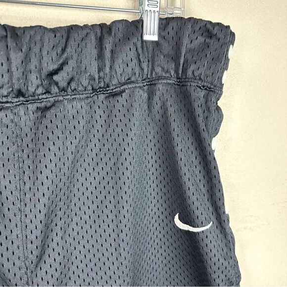 Nike Vintage Basketball Black Snap Tear Away Basketball 90s Y2K shorts Large - Picture 3 of 7